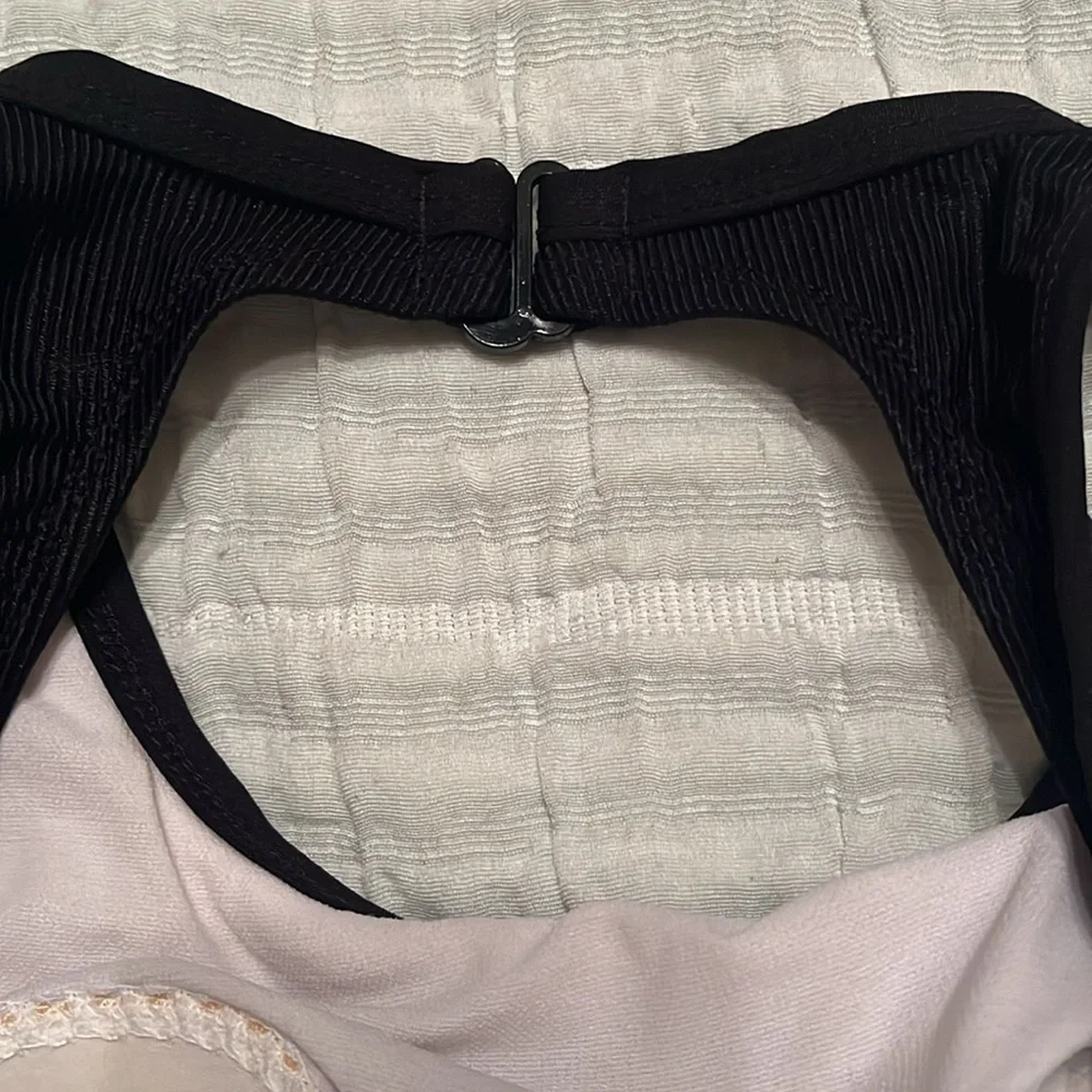 Vintage women’s striped swimsuit size 12 - Picture 5 of 6